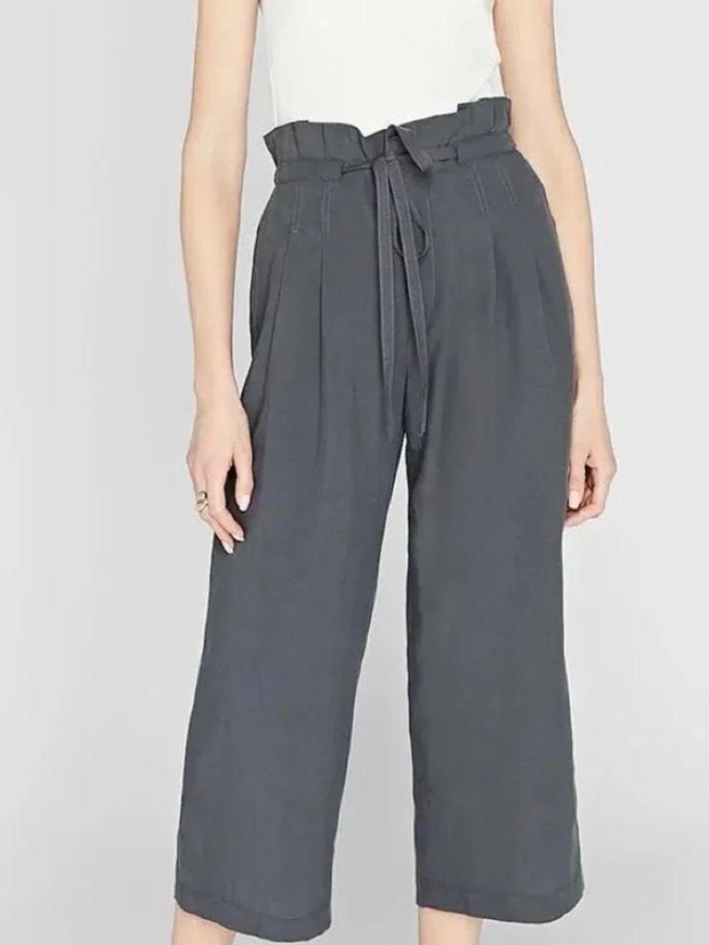 grey paperbag pants cropped